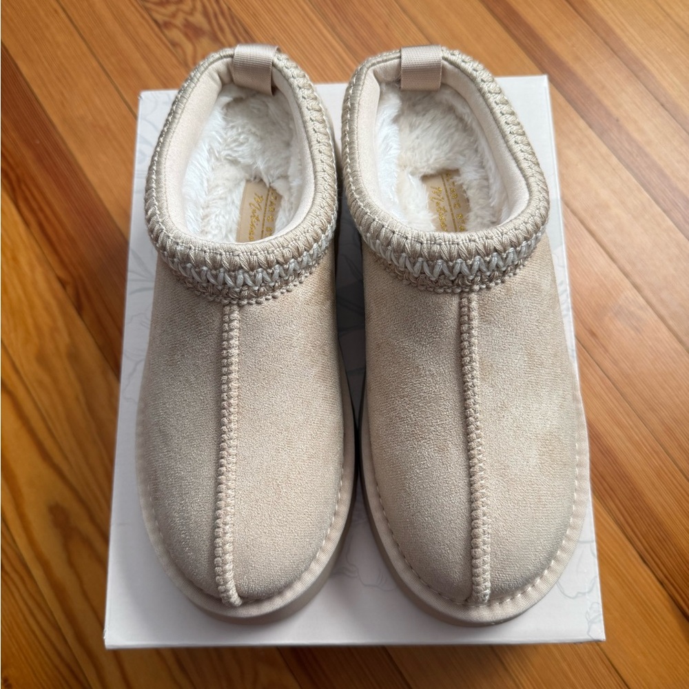 Altar’d State Slippers - Picture 5 of 13